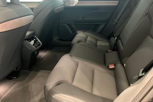 Volvo ES90 bild 13