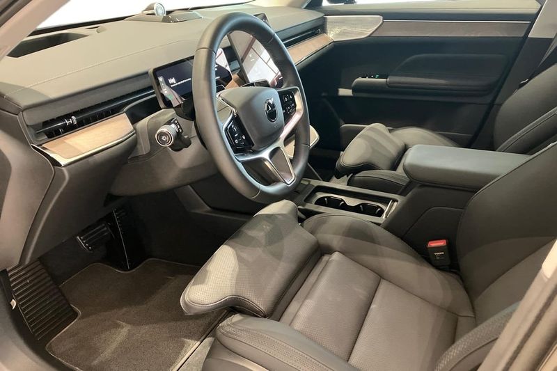 Volvo ES90 bild 14