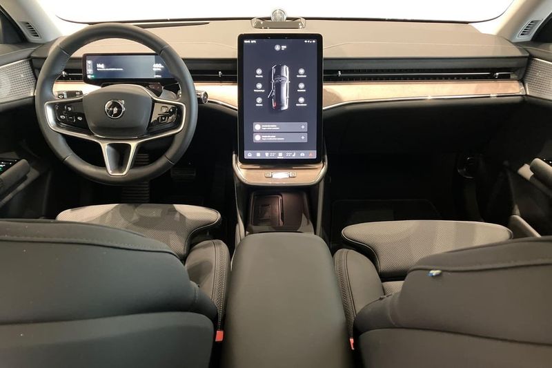 Volvo ES90 bild 10