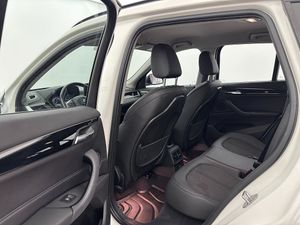 BMW X1 bild 14