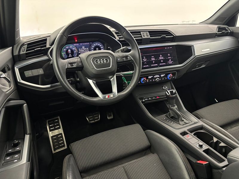 Audi Q3 bild 16