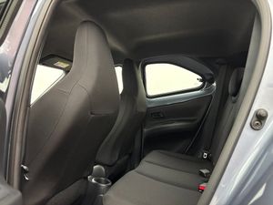 Toyota Aygo X bild 15
