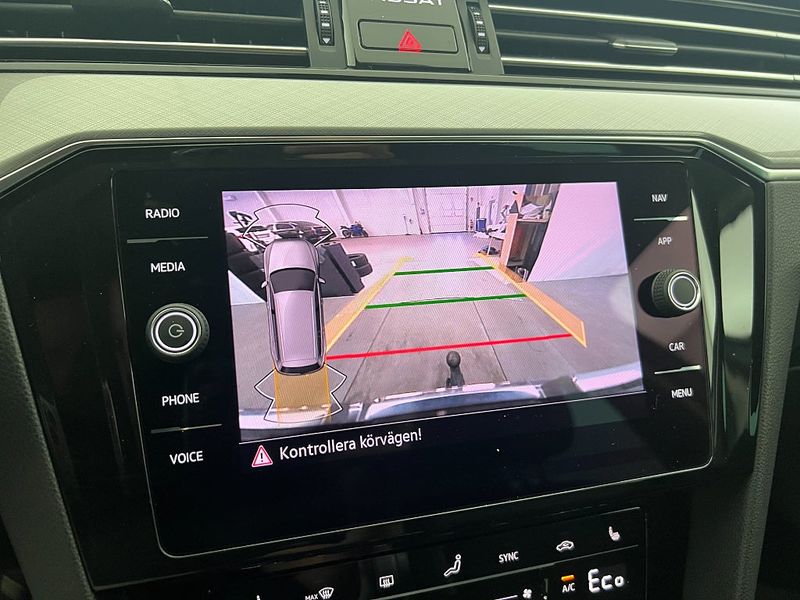Volkswagen Passat bild 15