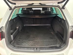 Volkswagen Passat bild 12