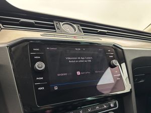 Volkswagen Passat bild 20