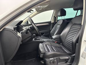 Volkswagen Passat bild 14