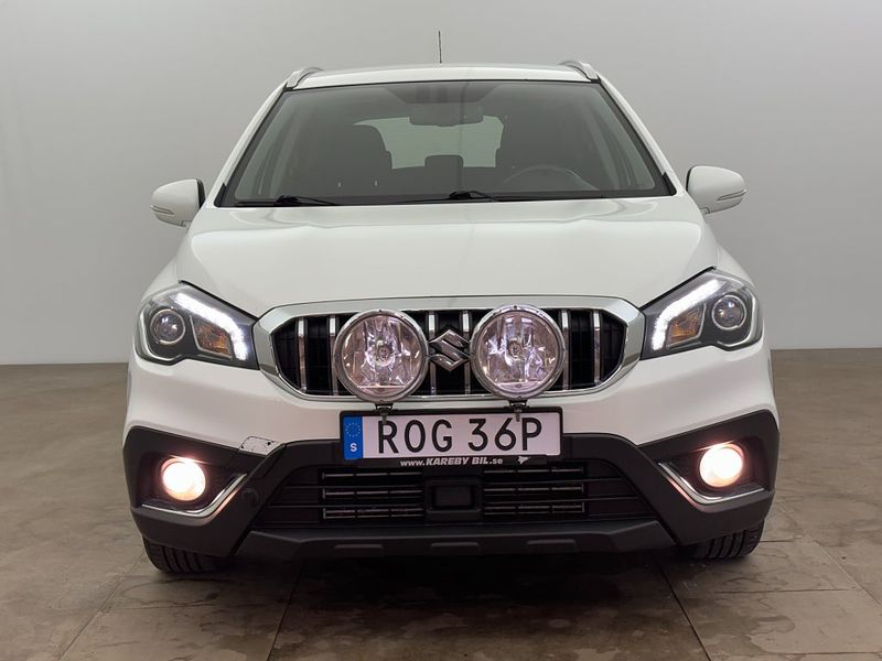Suzuki S-CROSS bild 8