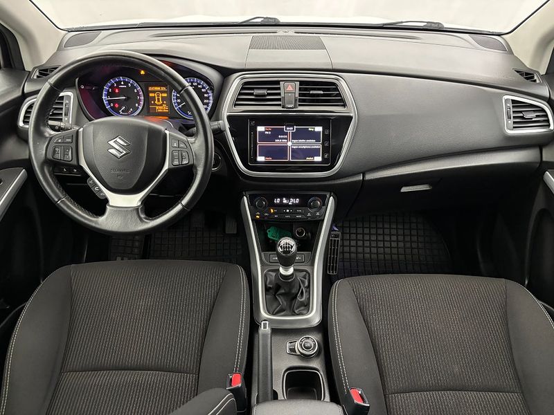 Suzuki S-CROSS bild 15