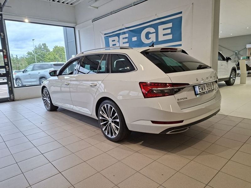 Skoda Superb bild 3