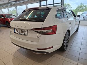 Skoda Superb bild 4
