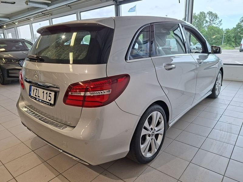 Mercedes B180 bild 4
