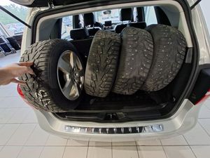 Mercedes B180 bild 8