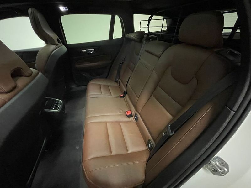 Volvo V60 bild 8