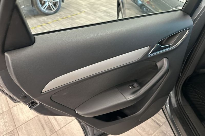 Audi Q3 bild 12