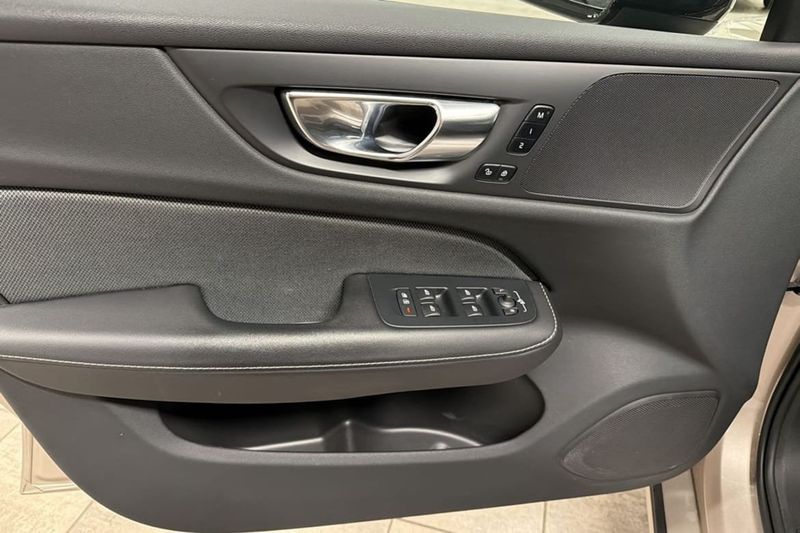 Volvo V60 bild 8