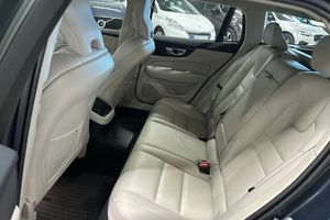 Volvo V60 bild 17