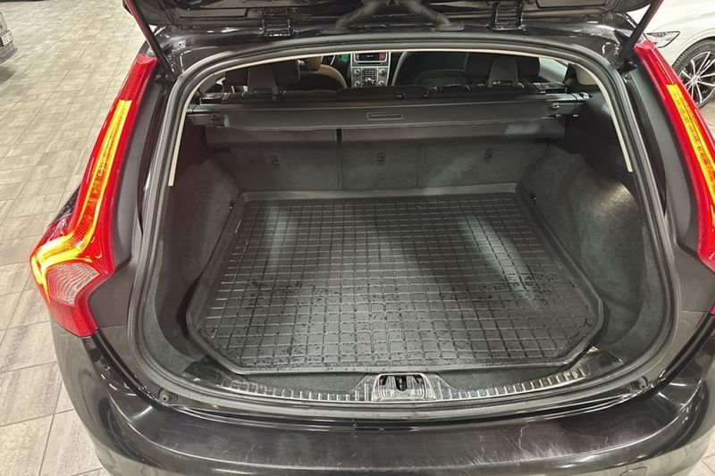 Volvo V60 bild 15