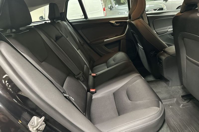 Volvo V60 bild 16