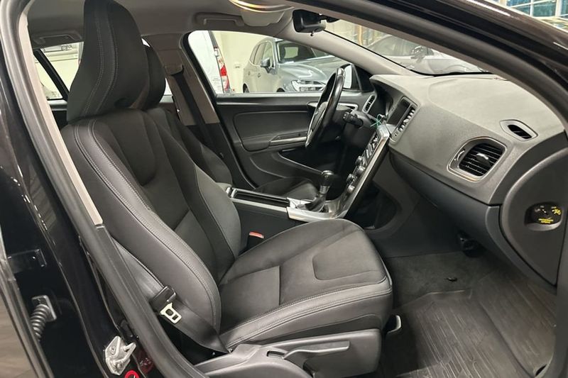 Volvo V60 bild 17