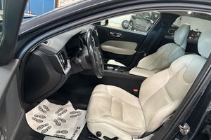 Volvo V60 bild 8