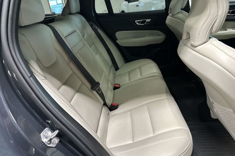 Volvo V60 bild 16