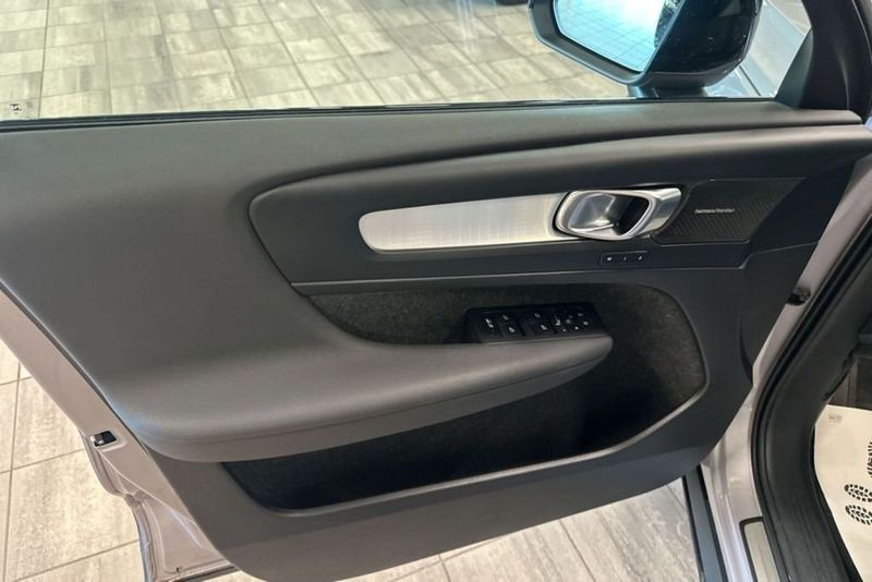Volvo XC40 bild 7