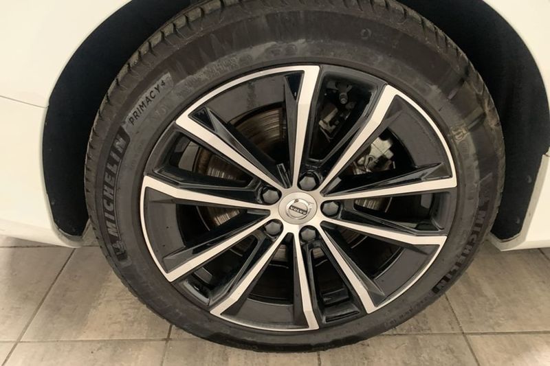 Volvo V60 bild 8