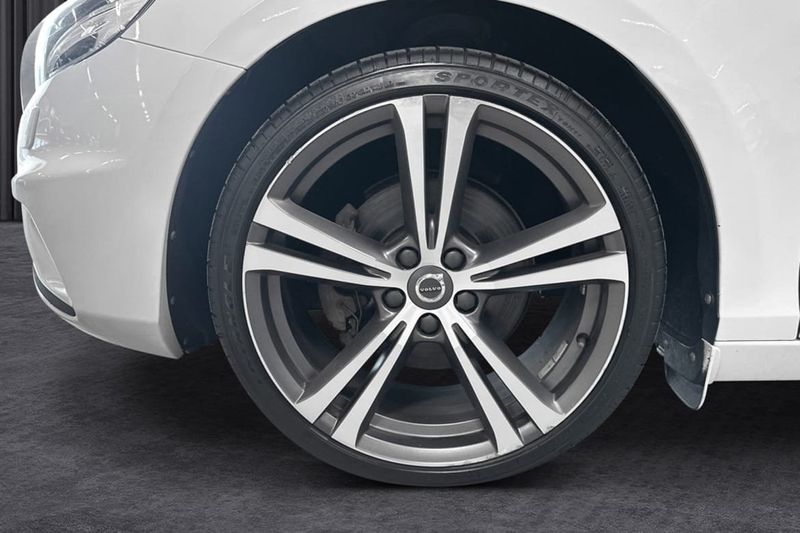 Volvo V40 bild 8