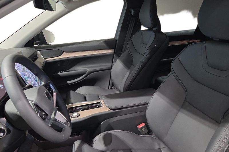 Volvo EX90 bild 7