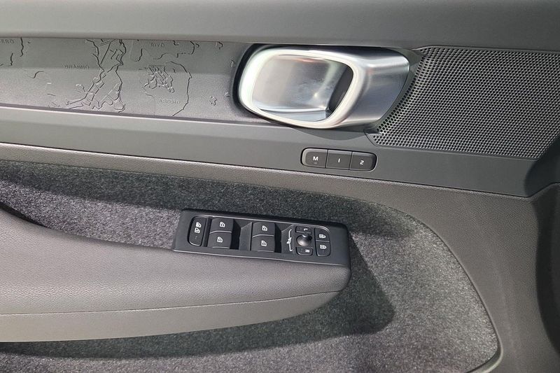 Volvo EX40 bild 13