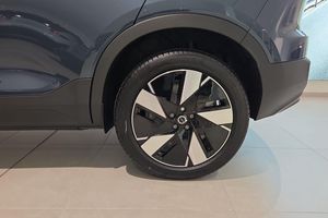 Volvo EX40 bild 16