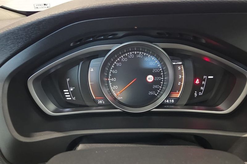 Volvo V40 bild 11