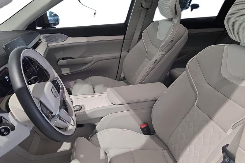 Volvo EX90 bild 7
