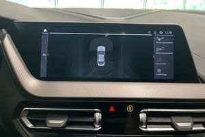 BMW 218 bild 13