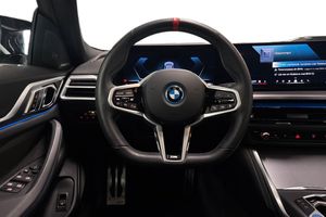 BMW i4 bild 9