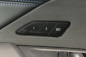 BMW i4 bild 17