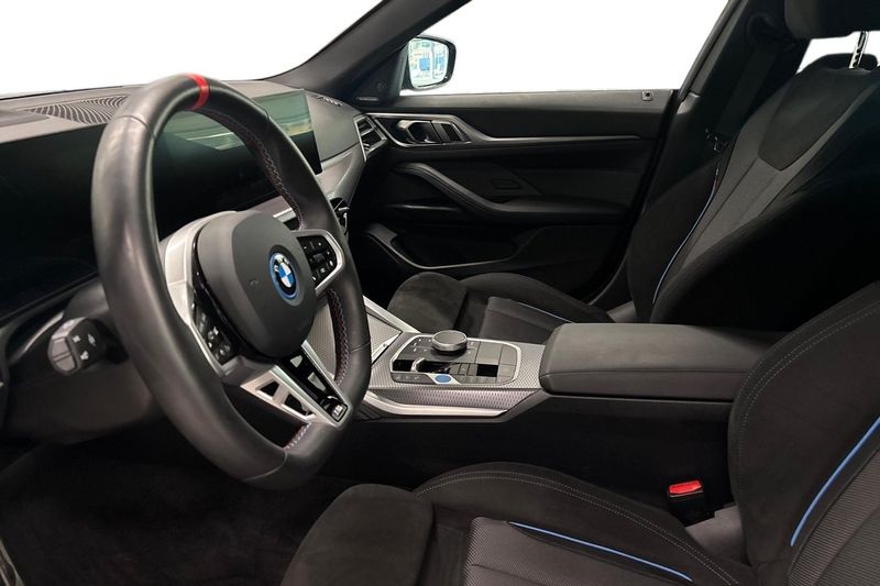 BMW i4 bild 12