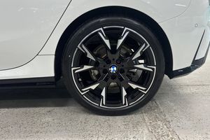 BMW 120 bild 15
