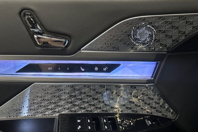 BMW i7 bild 15