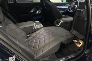BMW i7 bild 19