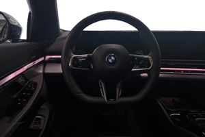 BMW 530 bild 9