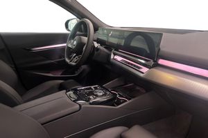 BMW 530 bild 6