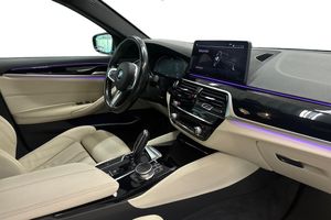 BMW 520 bild 6