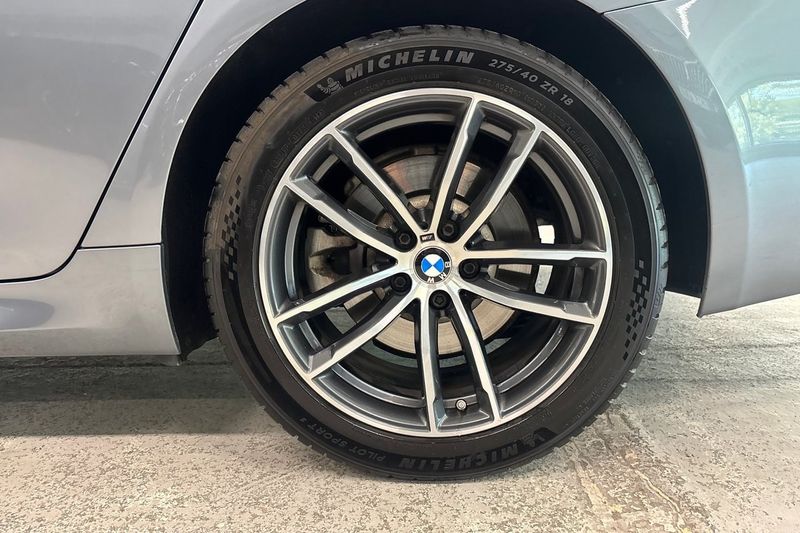BMW 520 bild 15