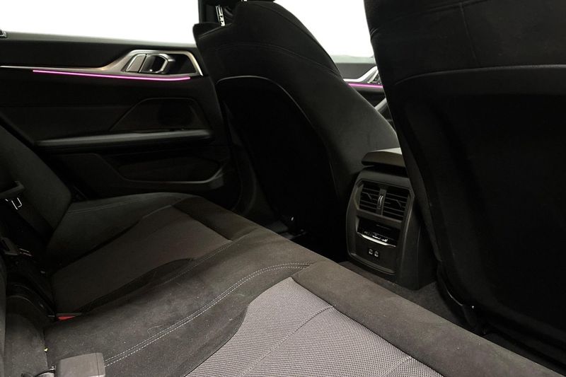 BMW i4 bild 7