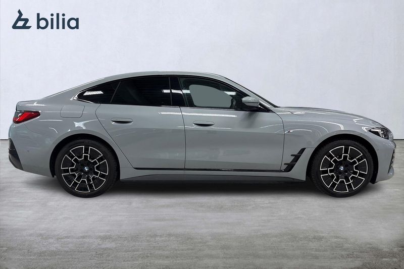 BMW i4 bild 16