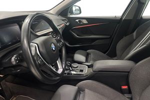BMW 120 bild 12
