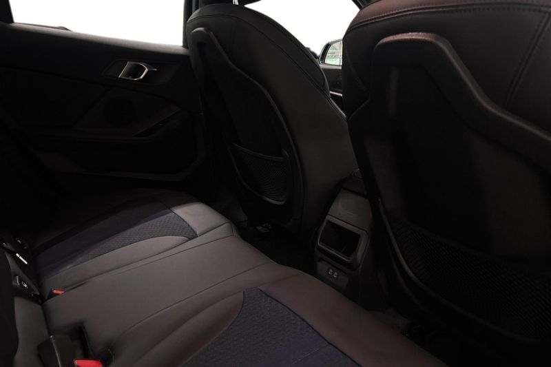 BMW 118 bild 7
