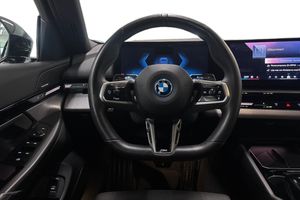 BMW 530 bild 9
