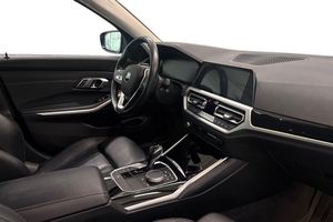 BMW 320 bild 6